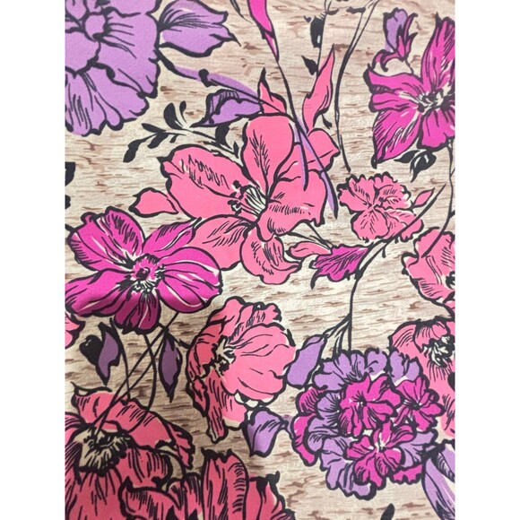 VtG Hawaiian Lightweight stretch fabric - Picture 2 of 2